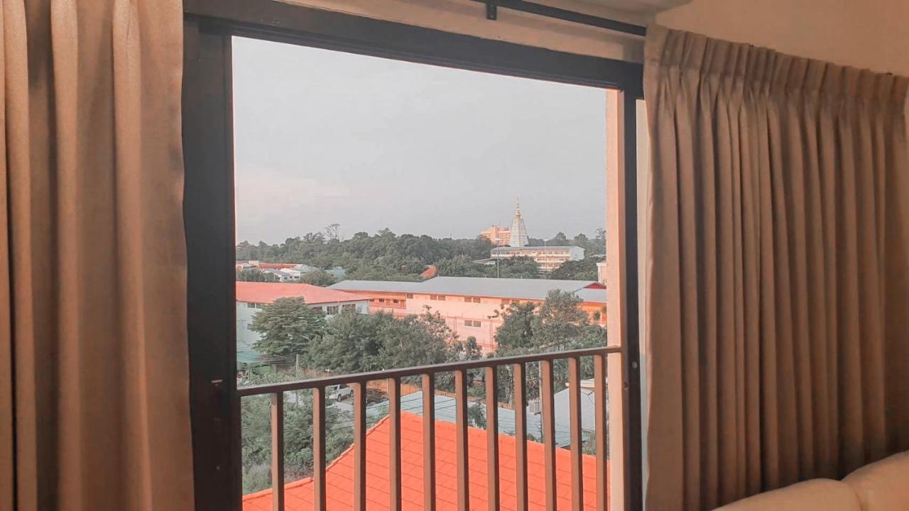 Nakara Hotel, Ubon Ratchathani Zewnętrze zdjęcie